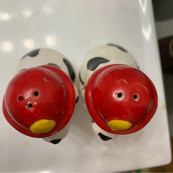 Vintage Dalmatian Fire Dog Salt and Pepper Shakers - Picture 4 of 6